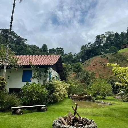Sitio Canto Da Roca Com Cachoeira Domingos Martins Exterior photo