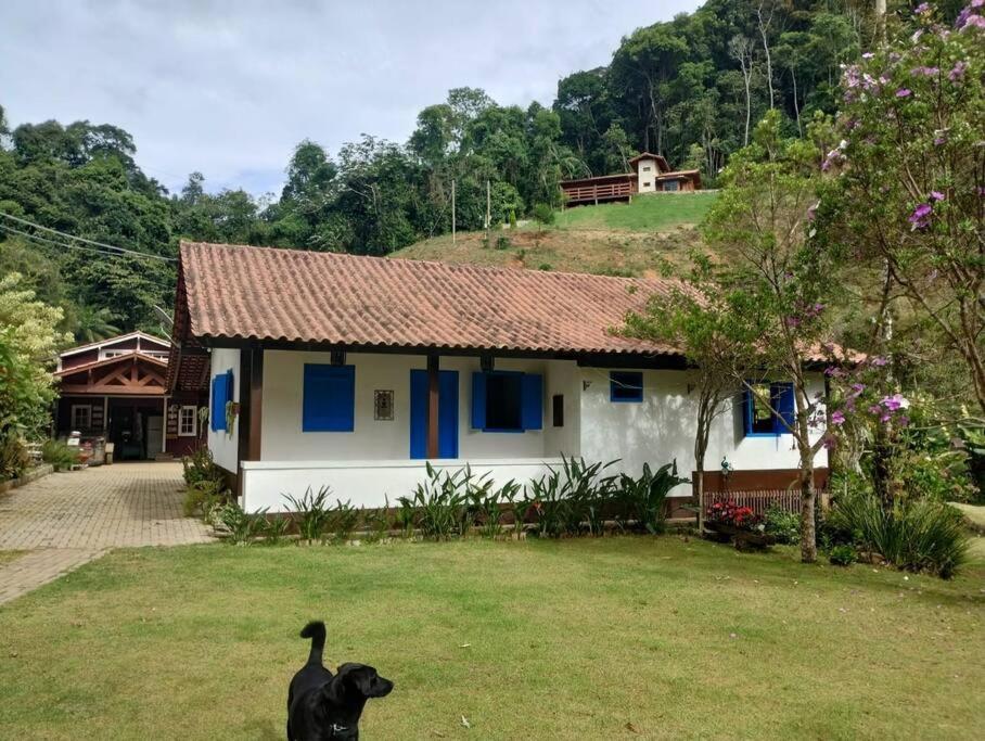 Holiday home Sitio Canto Da Roca Com Cachoeira *