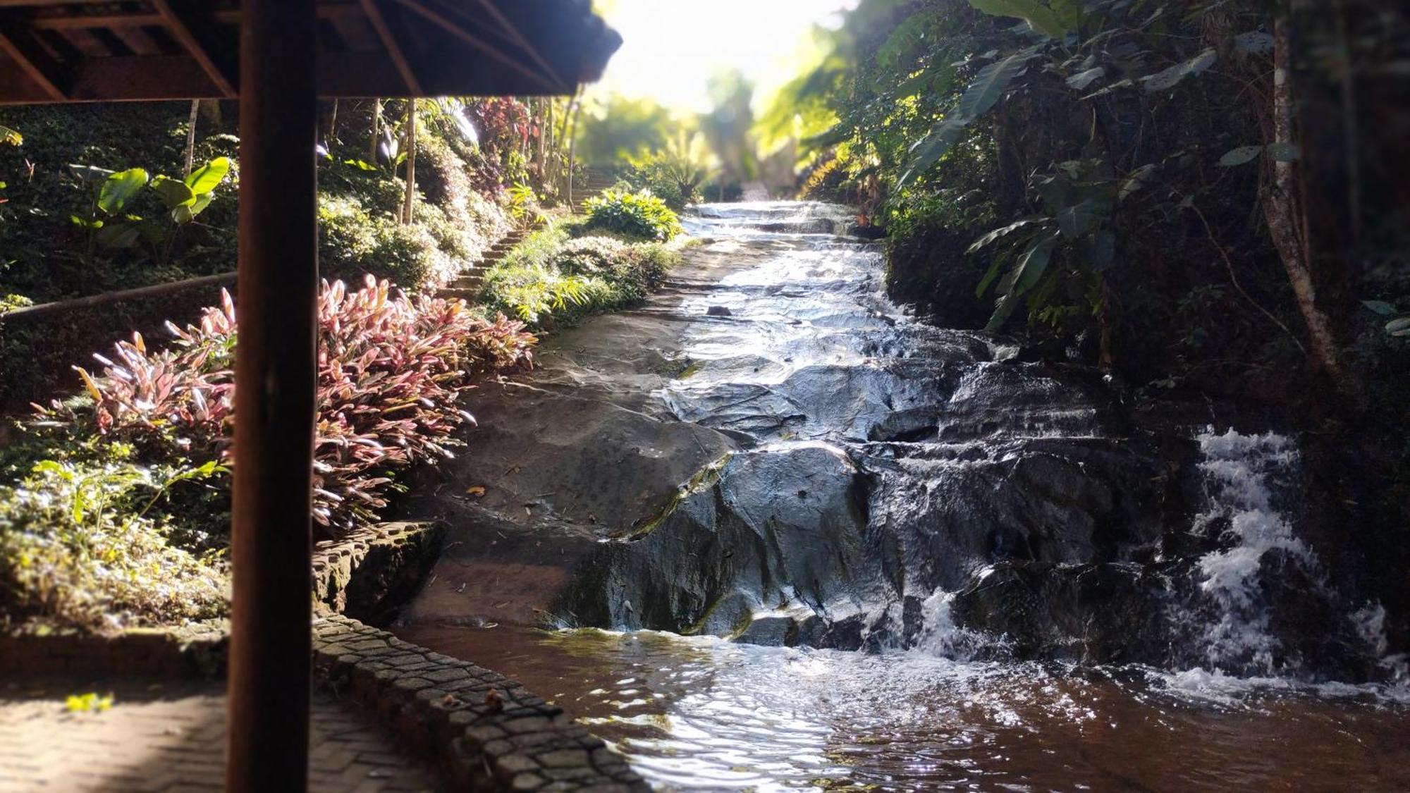 Sitio Canto Da Roca Com Cachoeira Holiday home